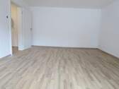 viel Platz - links gen Flur - 