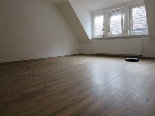Wohn- ggf. auch Esszimmer! - 
