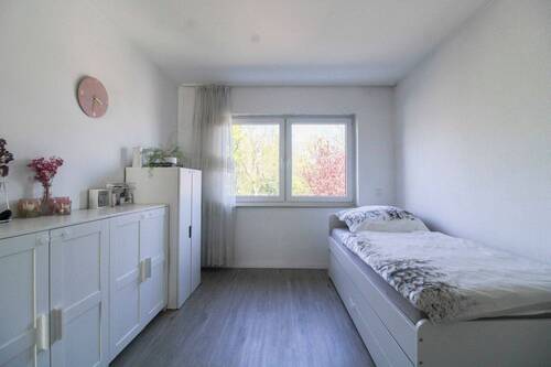 Schlafzimmer III 2. OG - 