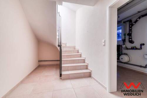 Treppe in den Keller - 