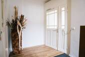 Vorderhaus Eingang Einheit 2 im OG - 
