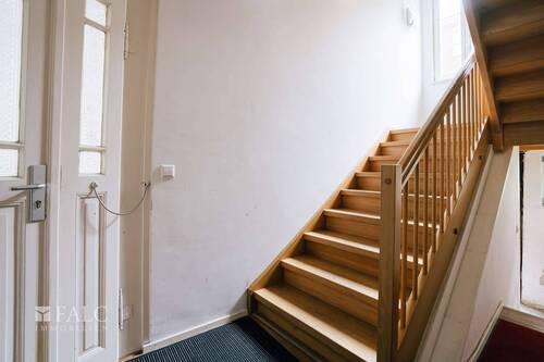 Vorderhaus Treppe - 