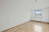 Schlafzimmer - 2 Zimmer Etagenwohnung in Stuttgart