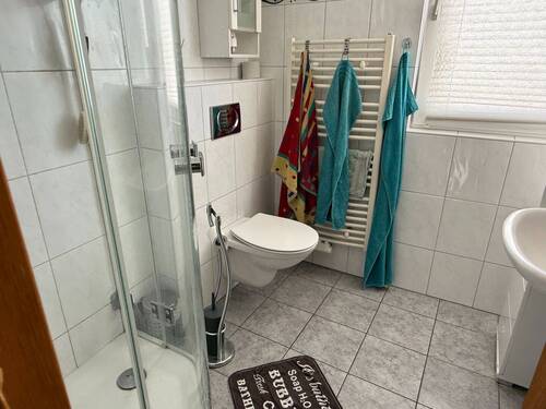 Badezimmer DG Wohneinheit - 