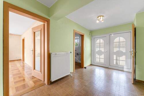 Eingang - 5 Zimmer Bungalow in Bornheim