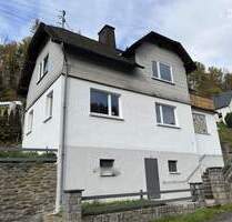 Modernisiertes freistehendes Einfamilienhaus mit Garten und Terrasse in ruhiger Lage - Ludwigsstadt Lauenstein
