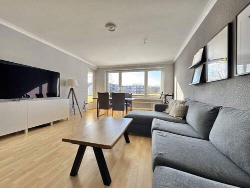 Wohnzimmer - 3 Zimmer Etagenwohnung in Hamburg