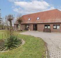 Perfekt für Tierhaltung: Zwei-Seitenhof mit Selbstversorgerbereich, Einliegerwohnung und viel Land - Süderholz Behnkenhagen