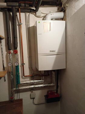 Gastherme im Heizungskeller - 