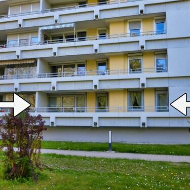 Hausansicht Ost Lage Wohnung - 3 Zimmer Etagenwohnung zum Kaufen in Sindelfingen