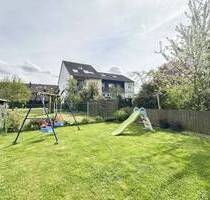 Doppelhaushälfte in Bergheim-Ahe: 86 m² Wohnfläche und 33 m² wohnliche DG-Nutzung
