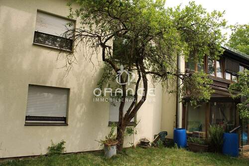 Rückfront - Mehrfamilienhaus, Wohnhaus mit 330,00 m&sup2; in Postbauer-Heng zum Kaufen