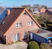 Optimal konzipiert! Attraktive Doppelhaushälfte in Siedlungslage von Hopsten