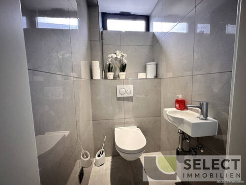 WC ELW - 