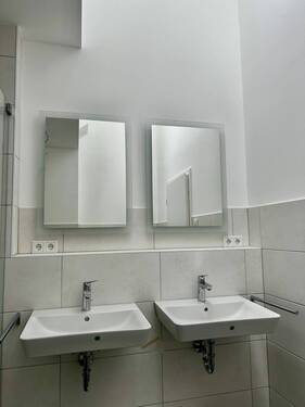Badezimmer (Doppelbecken) - 