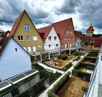 EXKLUSIVE-NEUBAU-ERSTBEZUG! Traumhafte DG-Wohnung mit Top-Ausstattung (Balkon, EBK, Aufzug uvm.) in sonniger direkter City-Lage! - Reutlingen Innenstadt