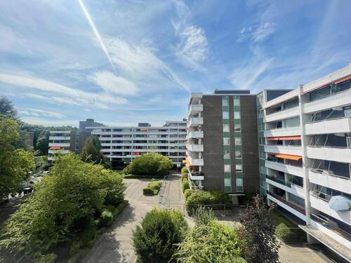 Aussicht - 4 Zimmer Etagenwohnung zur Miete in Köln / Junkersdorf