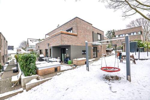 Grundstück - Doppelhaushälfte mit 138,50 m&sup2; in Wedel zum Kaufen