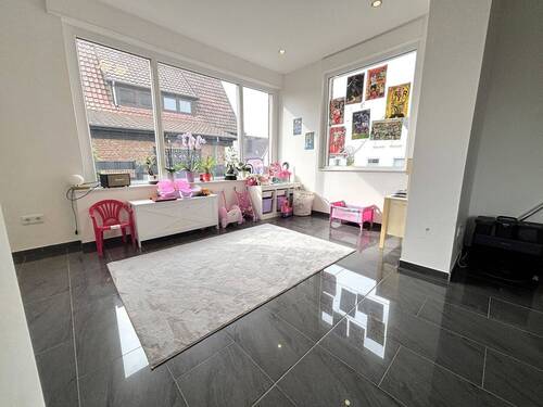 Spielecke im Wohn-/ Essbereich - 