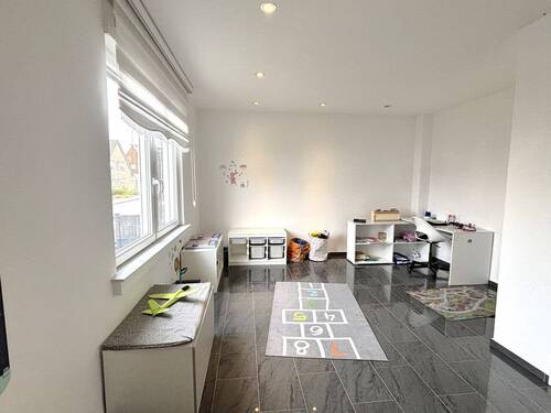 Büro/ Spielzimmer EG - 