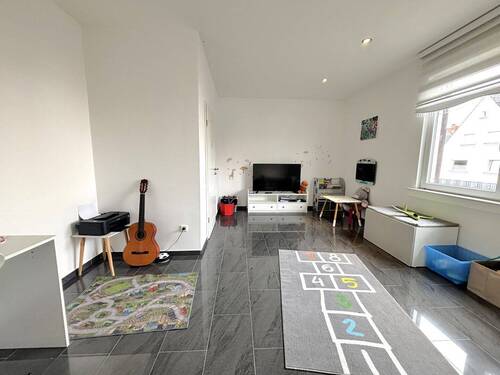 Büro/ Spielzimmer EG - 