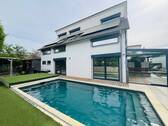 Ansicht Haus West mit Pool - 
