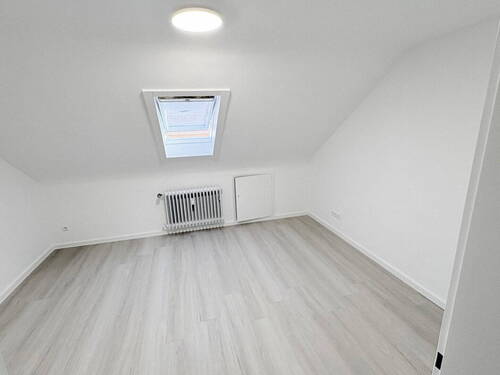 Zimmer 1 - 3 Zimmer Etagenwohnung zur Miete in Deizisau