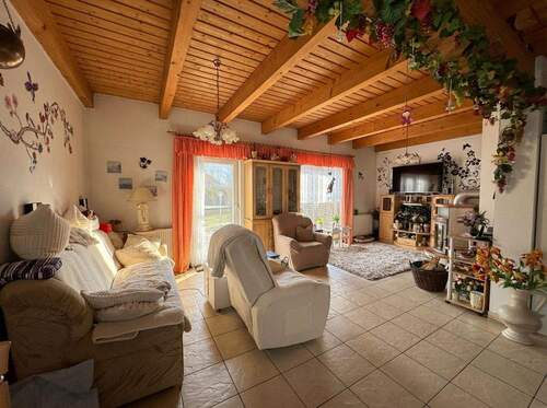 Wohnzimmer (Blick von Küche) - 