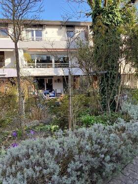 Gartenansicht - Gepflegter Zustand - beste Lage - tolles Einfamilienhaus