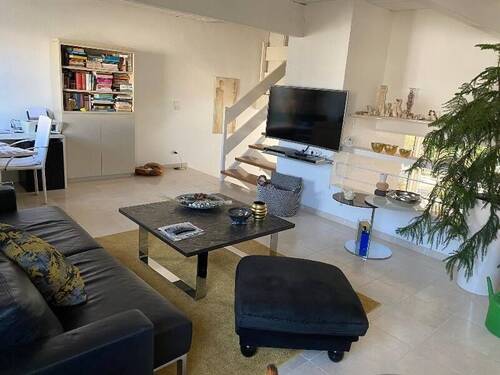 Galerie mit Aufgang zu Bad und Schlafzimmer - 