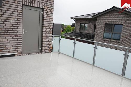 Balkon Bild II - 