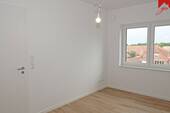 Schlafzimmer (Vergleich aus der Nachbarwhg.) - 