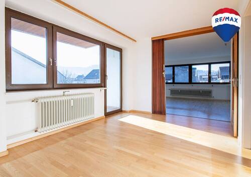 Esszimmer - Endlich Platz für alles - 4,5-Zimmer Wohnung mit Garage für Ihr Wohnmobil oder Boot in Lauchringen