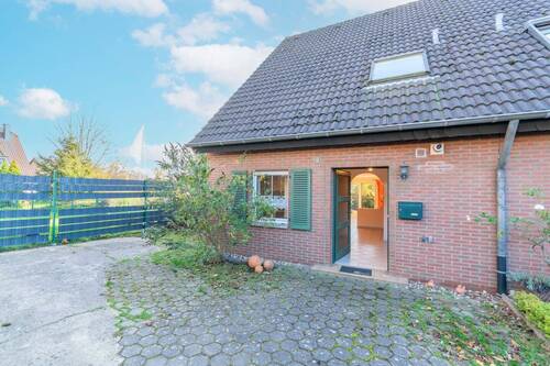 Hausansicht - 'Ein Zuhause zum Ankommen und Wohlfühlen'