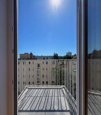 Balkon - 1 Zimmer Etagenwohnung zur Miete in Berlin