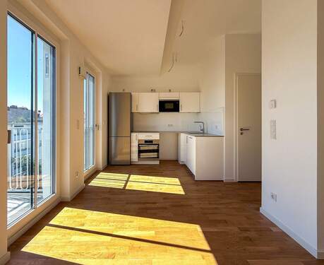 Wohnbereich - 1 Zimmer Etagenwohnung in Berlin