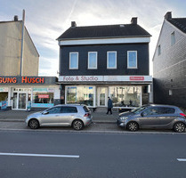 Investorenobjekt mit 3 Wohnungen, 2 Ladenlokalen und Erweiterungsmöglichkeiten - Velbert Mitte