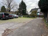 Parkplatz- hinterm Haus - Mehrfamilienhaus, Wohnhaus mit 232,00 m&sup2; in Velbert zum Kaufen