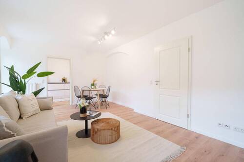 Bild 1 - Herrliche Vierraumwohnung- Frei zum Einzug nach Renovierung