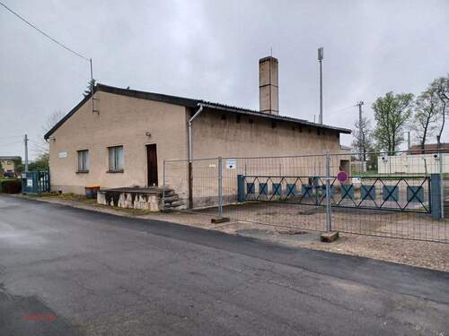 Einfahrt Mietbereich - Grundstück in Lampertswalde zur Miete