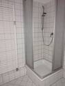 Badezimmer mit Dusche - 