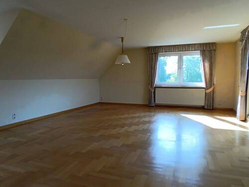 Wohnzimmer - Etagenwohnung mit 145,00 m² in Verden (Aller) zum Kaufen