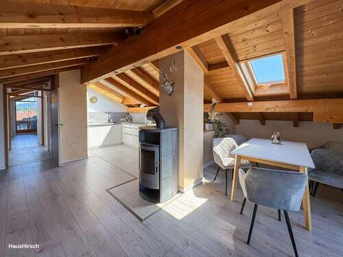 Wohnbereich - 2 Zimmer Etagenwohnung zum Kaufen in Grassau