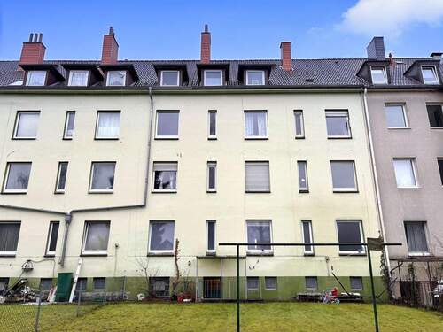 Rückansicht Gebäude - 2 Zimmer Etagenwohnung in Laatzen