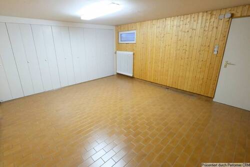 Hobbyraum mit Einbauschrank - 