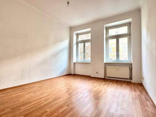 Großzügiges Schlafzimmer - 