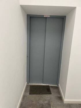 Aufzug Hausflur - 