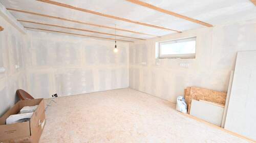 Zusätzlicher Nebenraum - 