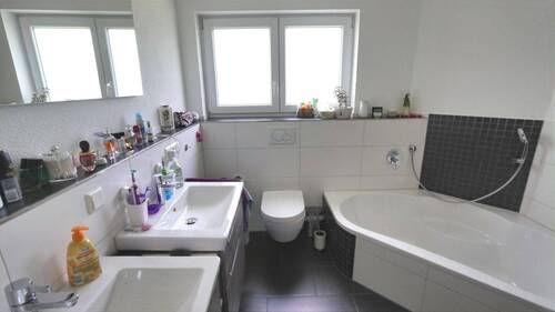 Modernes Tageslichtbad - 