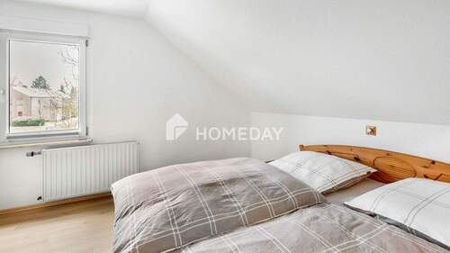 1. OG Schlafzimmer 2 1 - 